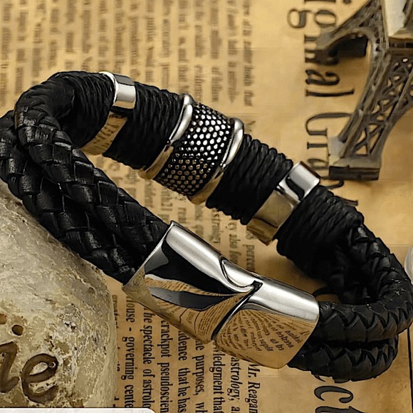 BLACK STAINLESS STEEL LEATHER BRACELET - Picture 2 of 3